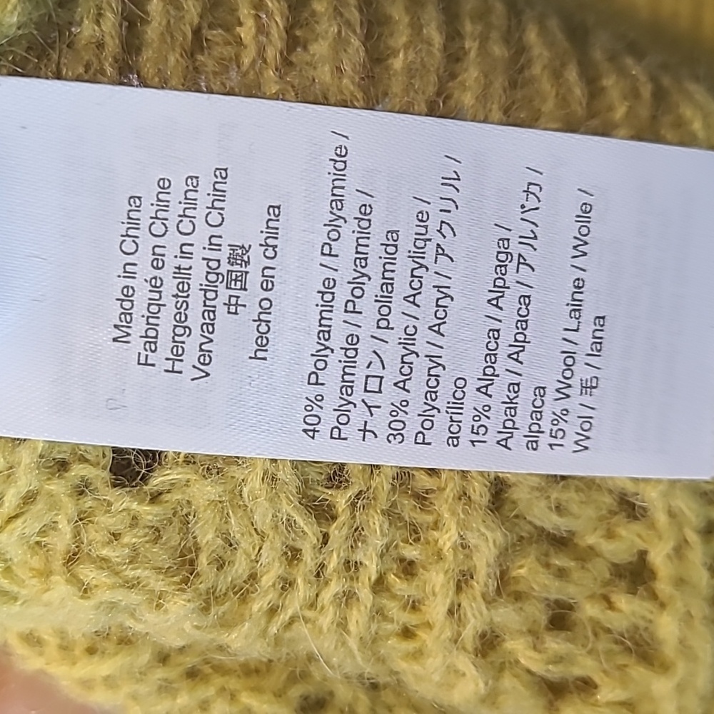 J Crew Sweater Comfy Luxury Preppy Size XS Chartreuse Yellow Heritage - Picture 8 of 9